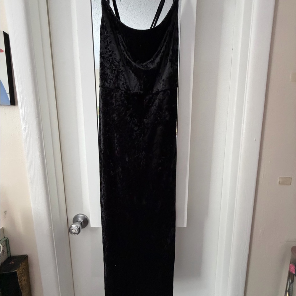 Forever 21 Black Velvet Slip Dress – Lace-Up Front – Size L